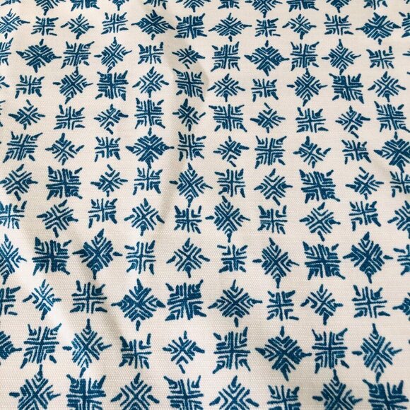 Schuyler Samperton Firefly Performance Fabric 1.2 y Ocean Blue White Geometric - Picture 1 of 4